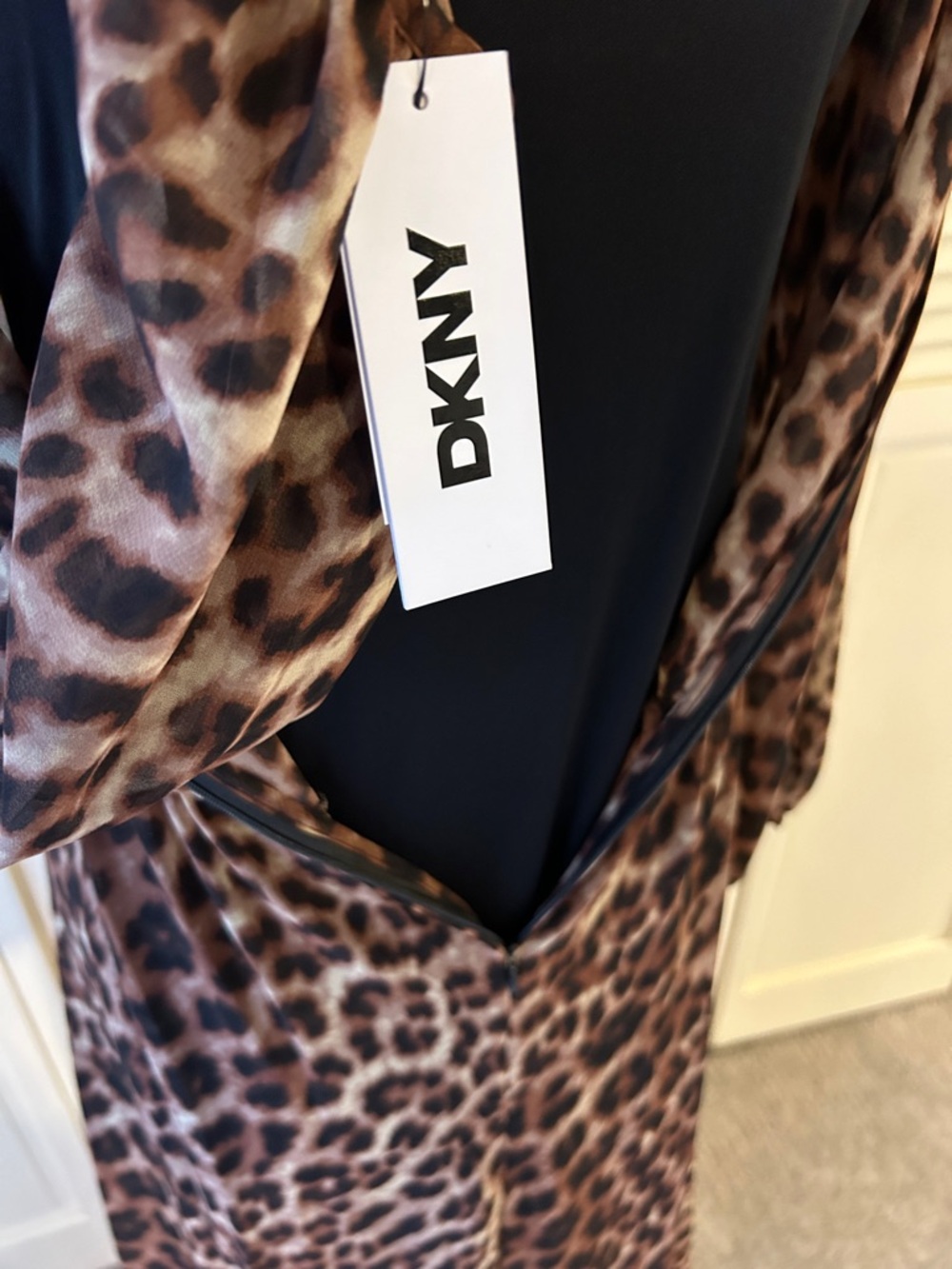 NWT DKNY Brown Leopard-Print Long Sleeve  Midi Dress - Picture 9 of 11